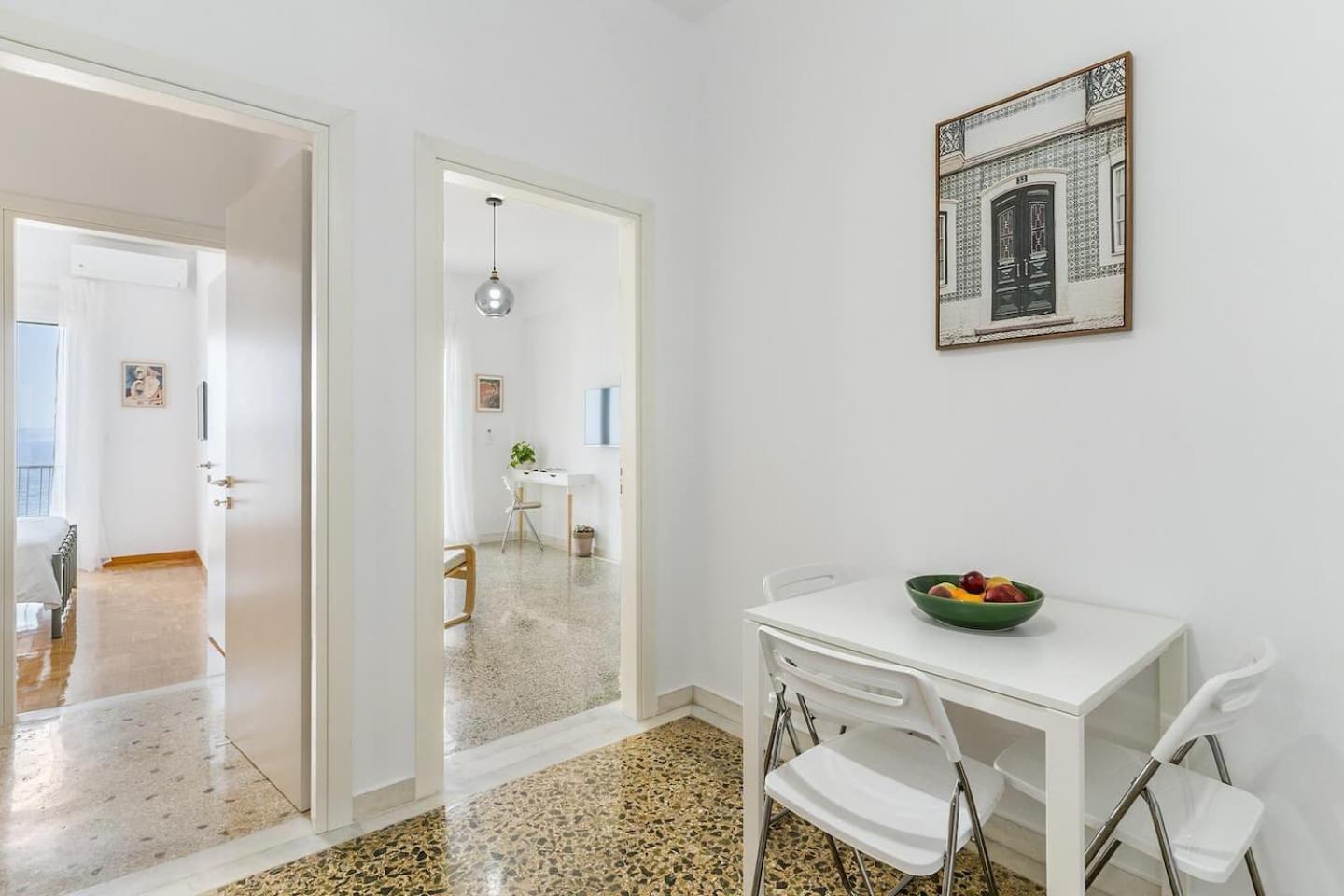 On The Port Apartment Rafina  Exterior photo